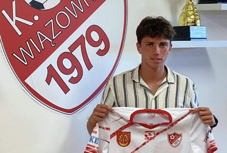 Piłka nożna. KS Wiązownica ma nowego gracza 1 - Polskie Radio Rzeszów Piłka nożna. KS Wiązownica ma nowego gracza