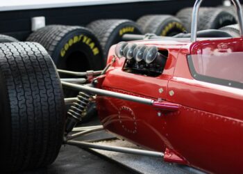 Studenci Politechniki Rzeszowskiej na&nbsp;podium zawodów Formuła Student