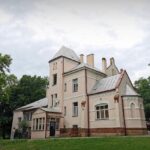 100 tysięcy w tajemniczej skrzyni dla Domu Dziecka w Długiem 5 - Polskie Radio Rzeszów 100 tysięcy w tajemniczej skrzyni dla Domu Dziecka w Długiem - Polskie Radio Rzeszów