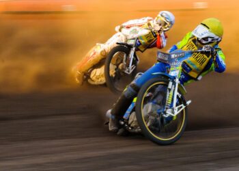 Żużel. W Krośnie zwycięstwo „Wilków”