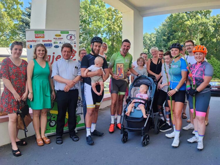 Tak wyglądał finał VI edycji akcji "Zajedź raka" 1 - Polskie Radio Rzeszów Tak wyglądał finał VI edycji akcji „Zajedź raka”
