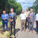 Otwarcie drogi łączącej Cholewianą Górę, Podlesie i Poręby Wolskie - Polskie Radio Rzeszów