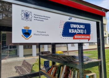 Budka z książkami w Przemyślu