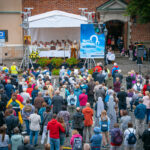 Pieszo i na rowerach. Pątnicy wyruszyli z Rzeszowa do Częstochowy (zdjęcia) 4 - Polskie Radio Rzeszów Pieszo i na rowerach. Pątnicy wyruszyli z Rzeszowa do Częstochowy (zdjęcia) - Polskie Radio Rzeszów