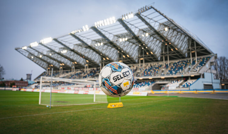 Piłka nożna – I liga. Stal Rzeszów w końcu wygrała