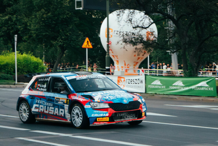 32. Rajd Rzeszowski - OSS-5 Rzeszów (fotorelacja) 1 - Polskie Radio Rzeszów 32. Rajd Rzeszowski - OSS-5 Rzeszów (fotorelacja) - Polskie Radio Rzeszów