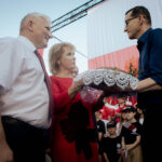 Spotkanie premiera Mateusza Morawieckiego z mieszkańcami Kolbuszowej (zdjęcia) 9 - Polskie Radio Rzeszów Spotkanie premiera Mateusza Morawieckiego z mieszkańcami Kolbuszowej (zdjęcia) - Polskie Radio Rzeszów