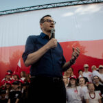 Spotkanie premiera Mateusza Morawieckiego z mieszkańcami Kolbuszowej (zdjęcia) 2 - Polskie Radio Rzeszów Spotkanie premiera Mateusza Morawieckiego z mieszkańcami Kolbuszowej (zdjęcia) - Polskie Radio Rzeszów