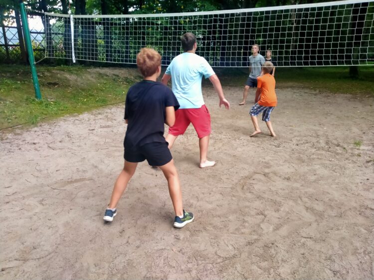 Zbliża się koniec wakacji i koniec kolonii w Bieszczadach 1 - Polskie Radio Rzeszów Zbliża się koniec wakacji i koniec kolonii w Bieszczadach