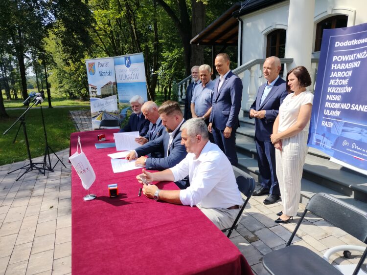 Nowe inwestycje w powiecie niżańskim