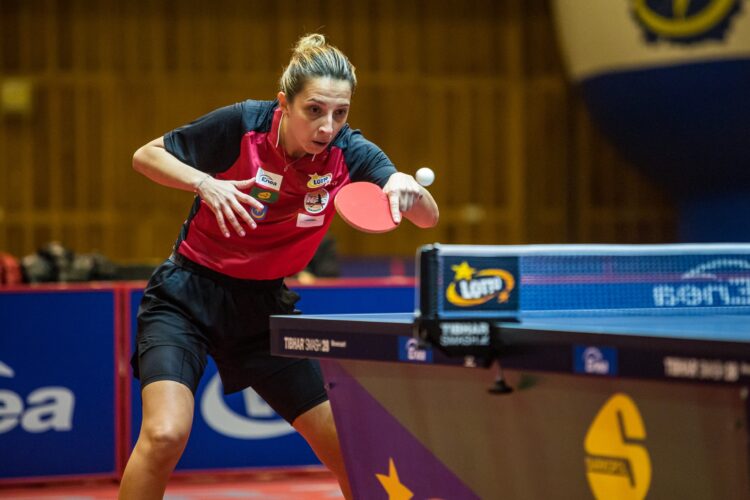 Tenis stołowy. Elizabeta Samara gra dalej