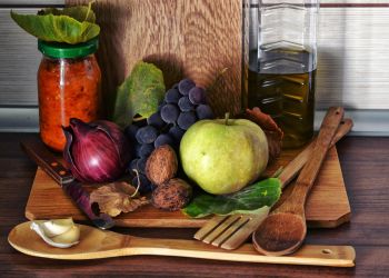 Owoce i&nbsp;warzywa ze&nbsp;skórkami czy&nbsp;bez?