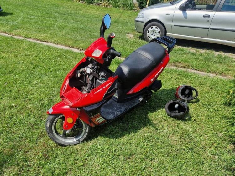 Pijany 39-latek wiózł córkę na skuterze