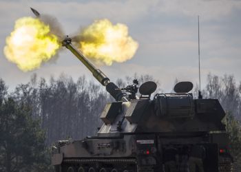 Mariusz Błaszczak odwiedził nowy kompleks wojskowy w&nbsp;Olecku