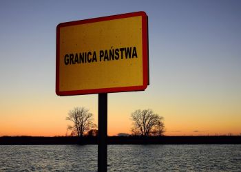 Premier: chcemy referendum w&nbsp;sprawie migracji; nie&nbsp;zgadzamy się na&nbsp;naruszanie naszych praw