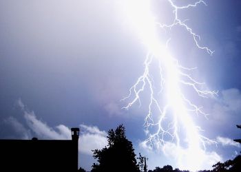 Meteorolodzy ostrzegają przed&nbsp;burzami z&nbsp;gradem w&nbsp;14 podkarpackich powiatach