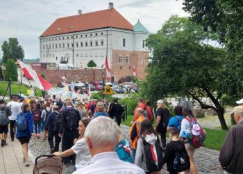 Pielgrzymka diecezji sandomierskiej. Pątnicy pokonają 230 kilometrów (zdjęcia)