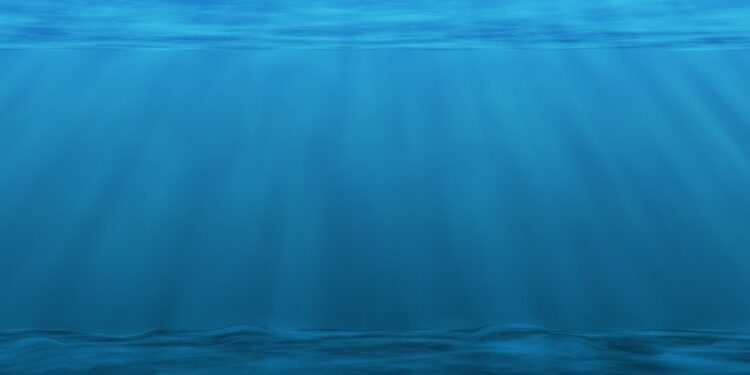 underwater 2615376 1280