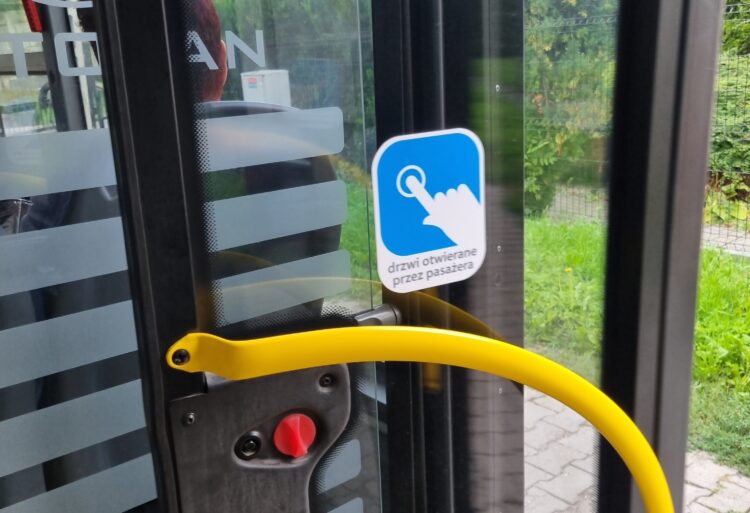 Ciepły guzik w przemyskich autobusach 1 - Polskie Radio Rzeszów Ciepły guzik w przemyskich autobusach