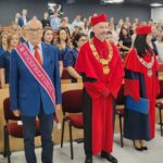 Pierwsze "czepkowanie" na WSIiZ 18 - Polskie Radio Rzeszów Pierwsze "czepkowanie" na WSIiZ - Polskie Radio Rzeszów