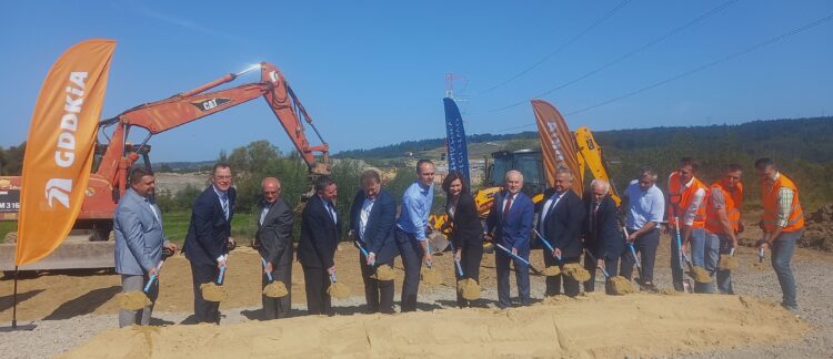 Rozpoczęto budowę kolejnego odcinka drogi ekspresowej S-19