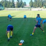 Piłka nożna. Po wygranej z Avią Siarka, Tarnobrzeg liderem 4 - Polskie Radio Rzeszów Piłka nożna. Po wygranej z Avią Siarka, Tarnobrzeg liderem - Polskie Radio Rzeszów