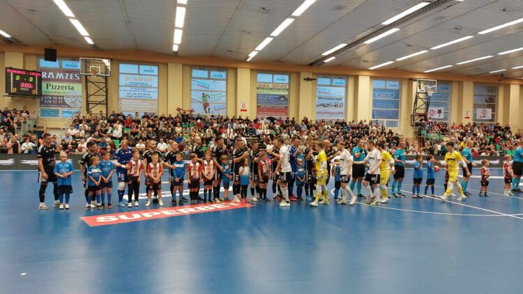 Wielkie futsalowe emocje w Przemyślu 1 - Polskie Radio Rzeszów Wielkie futsalowe emocje w Przemyślu