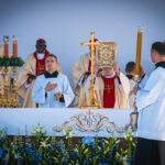 W niedzielnej mszy beatyfikacyjnej rodziny Ulmów uczestniczyło około 37 tys. wiernych (zdjęcia) 59 - Polskie Radio Rzeszów W niedzielnej mszy beatyfikacyjnej rodziny Ulmów uczestniczyło około 37 tys. wiernych (zdjęcia) - Polskie Radio Rzeszów