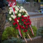 Minister Obrony Narodowej złożył wieniec na grobie rodziny Boryczków 27 - Polskie Radio Rzeszów Minister Obrony Narodowej złożył wieniec na grobie rodziny Boryczków - Polskie Radio Rzeszów