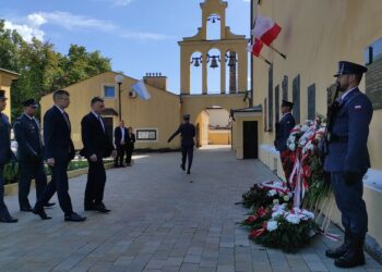 Zbigniew Ziobro i&nbsp;Marcin Warchoł w&nbsp;Rzeszowie. Oddali hołd walczącym o&nbsp;wolną Polskę (zdjęcia)