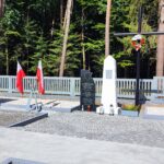 Para prezydencka odwiedziła cmentarz ofiar hitleryzmu w miejscowości Jagiełła-Niechciałki (zdjęcia) 19 - Polskie Radio Rzeszów Para prezydencka odwiedziła cmentarz ofiar hitleryzmu w miejscowości Jagiełła-Niechciałki (zdjęcia) - Polskie Radio Rzeszów