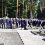 Para prezydencka odwiedziła cmentarz ofiar hitleryzmu w miejscowości Jagiełła-Niechciałki (zdjęcia) 15 - Polskie Radio Rzeszów Para prezydencka odwiedziła cmentarz ofiar hitleryzmu w miejscowości Jagiełła-Niechciałki (zdjęcia) - Polskie Radio Rzeszów