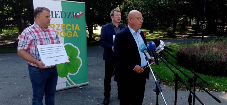 Konferencja prasowa z udziałem podkarpackich działaczy Polskiego Stronnictwa Ludowego