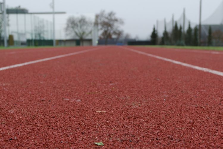 Dębica ma najnowocześniejszy na Podkarpaciu stadion lekkoatletyczny