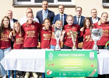 Nowy sprzęt sportowy dla uczniów w&nbsp;Krasnem