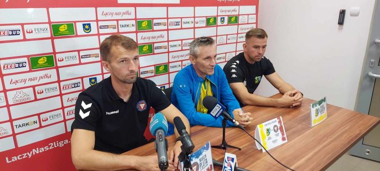 Piłka nożna. Bez bramek w Tarnobrzegu