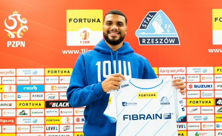 Piłka nożna. Stal Rzeszów wypożyczyła dwóch nowych zawodników 1 - Polskie Radio Rzeszów Piłka nożna. Stal Rzeszów wypożyczyła dwóch nowych zawodników