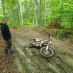 Leśnicy ścigają złodziei drewna i miłośników quadów. Akcja "Jesień" w lasach regionu 2 - Polskie Radio Rzeszów Leśnicy ścigają złodziei drewna i miłośników quadów. Akcja "Jesień" w lasach regionu - Polskie Radio Rzeszów