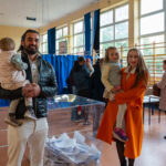 W Rzeszowie głosowali kandydaci poszczególnych partii (zdjęcia) - Polskie Radio Rzeszów