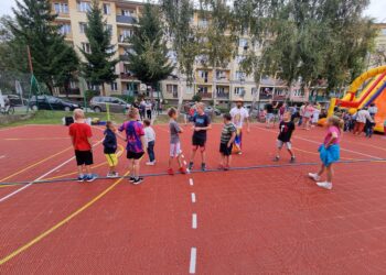 Inwestycja za&nbsp;140 tysięcy złotych sprawiła radość mieszkańcom przemyskiego osiedla