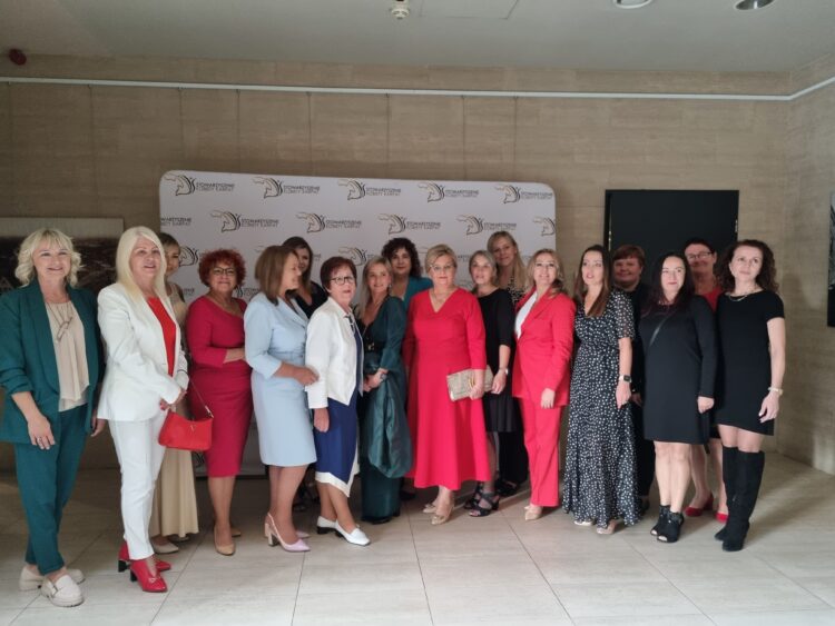 Kobiety Karpat odnoszą sukcesy w życiu zawodowym i prywatnym