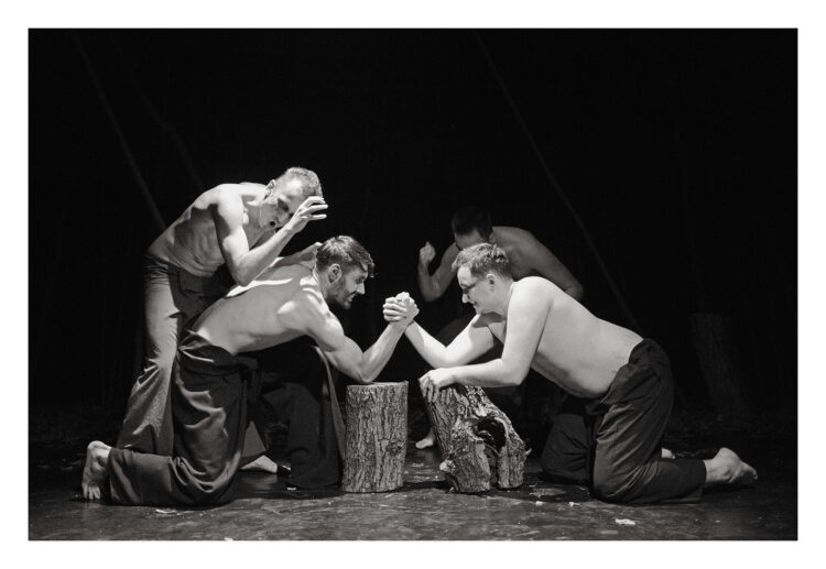 "Makbet - głosy z ciemności" w Teatrze Przedmieście 1 - Polskie Radio Rzeszów „Makbet – głosy z ciemności” w Teatrze Przedmieście