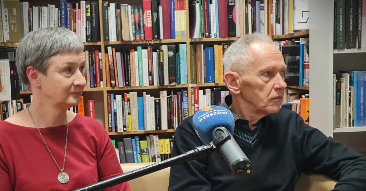 Pierwsze spotkanie z&nbsp;cyklu „Frazy osobiste”