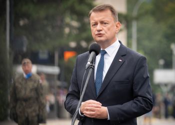 Szef MON z&nbsp;wizytą w&nbsp;Nowej Dębie