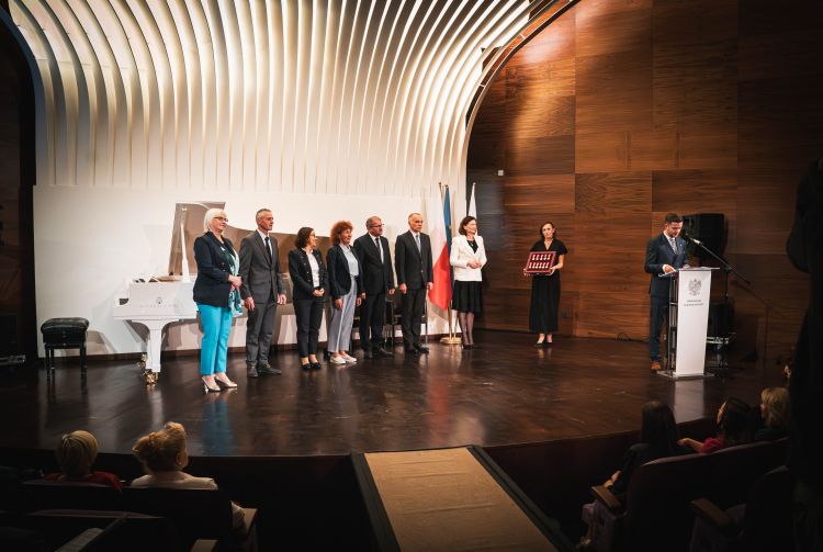 Wojewódzkie obchody Dnia Edukacji Narodowej (fotogaleria) 1 - Polskie Radio Rzeszów Wojewódzkie obchody Dnia Edukacji Narodowej (fotogaleria)