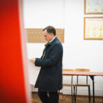 W Rzeszowie głosowali kandydaci poszczególnych partii (zdjęcia) - Polskie Radio Rzeszów