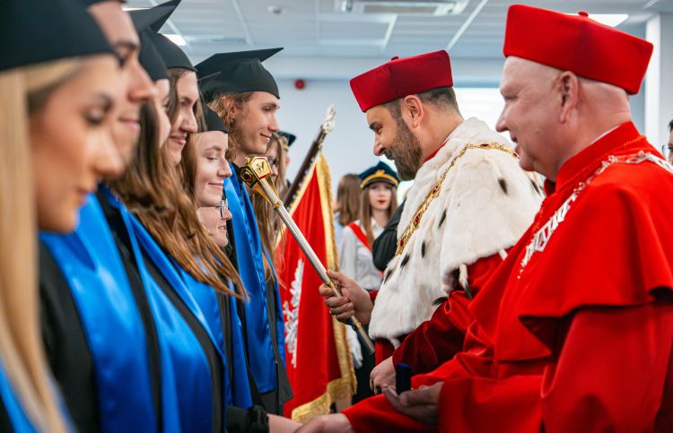 Inauguracja roku akademickiego w Collegium Humanum w Rzeszowie (fotogaleria) 1 - Polskie Radio Rzeszów Inauguracja roku akademickiego w Collegium Humanum w Rzeszowie (fotogaleria)