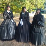 "Damy i huzary" - reportaż Małgorzaty Iwanickiej 2 - Polskie Radio Rzeszów "Damy i huzary" - reportaż Małgorzaty Iwanickiej - Polskie Radio Rzeszów