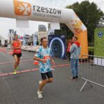 Festiwal Biegowy w Rzeszowie. Kilkuset uczestników na starcie (zdjęcia) 26 - Polskie Radio Rzeszów Festiwal Biegowy w Rzeszowie. Kilkuset uczestników na starcie (zdjęcia) - Polskie Radio Rzeszów