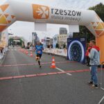 Festiwal Biegowy w Rzeszowie. Kilkuset uczestników na starcie (zdjęcia) 24 - Polskie Radio Rzeszów Festiwal Biegowy w Rzeszowie. Kilkuset uczestników na starcie (zdjęcia) - Polskie Radio Rzeszów